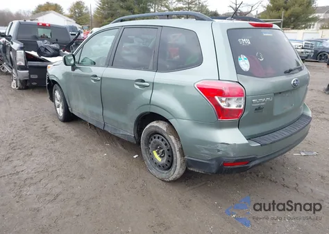 2015 Subaru Forester 2.5I Premium z USA, uszkodzony, nr VIN JF2SJAFC3FH574147